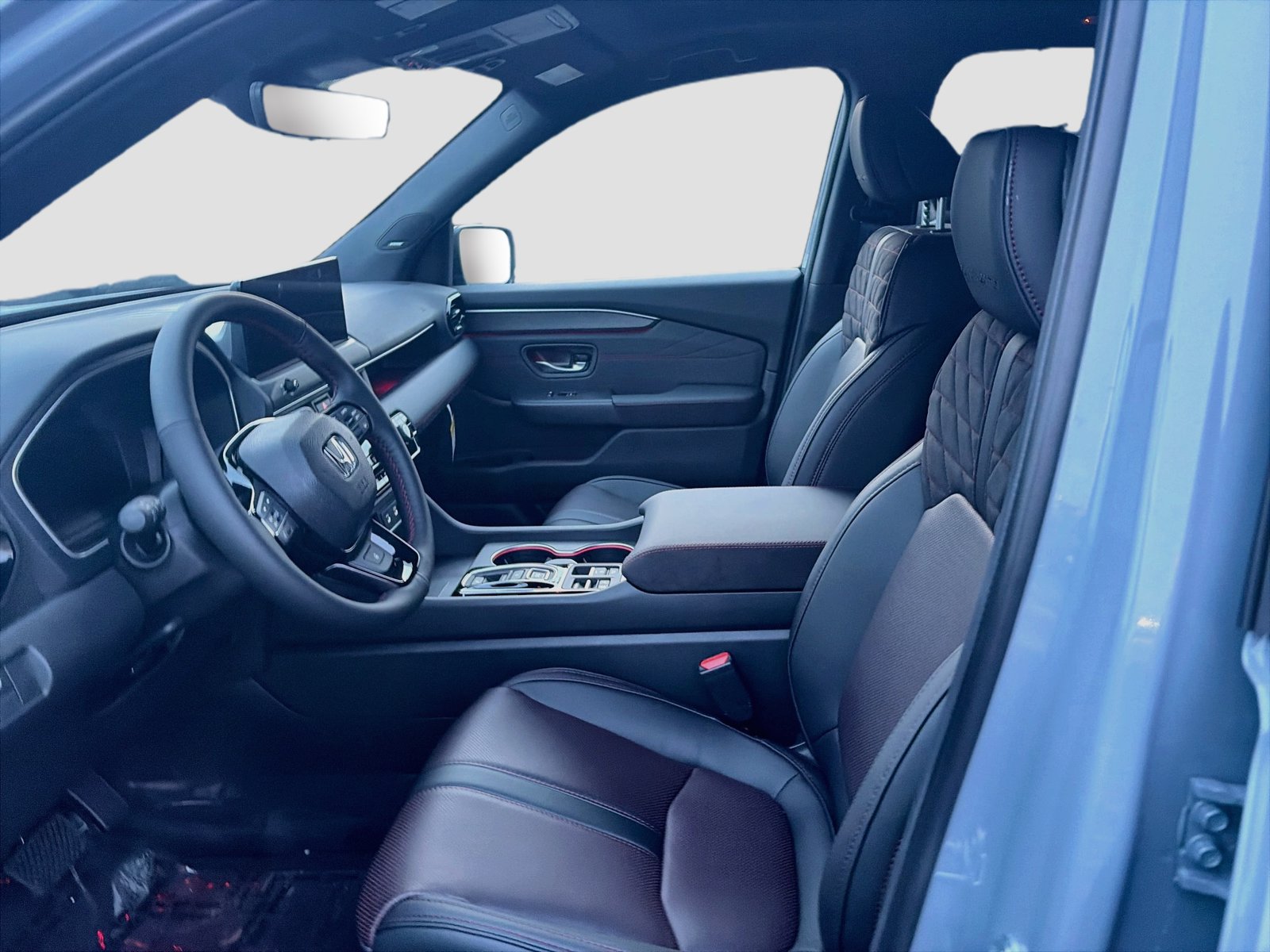 New 2026 Honda Pilot Black Edition image 4