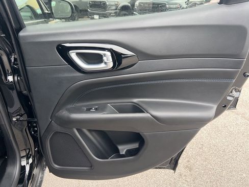 New 2026 Jeep Compass Limited image 12