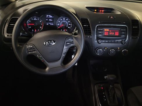 Used 2018 Kia Forte LX image 22