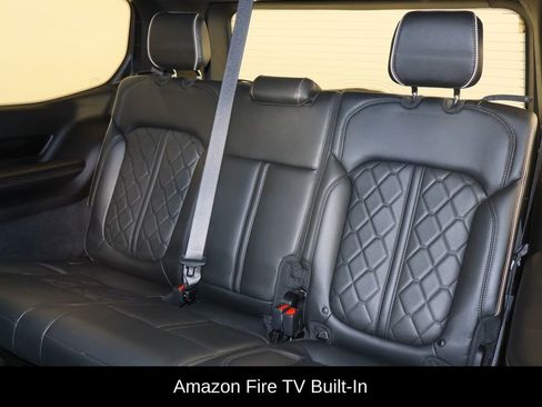 Used 2022 Jeep Grand Wagoneer Series III w/ Rear Seat Video Group 1 image 18