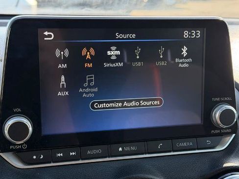 Certified 2024 Nissan Sentra SR FWD image 28