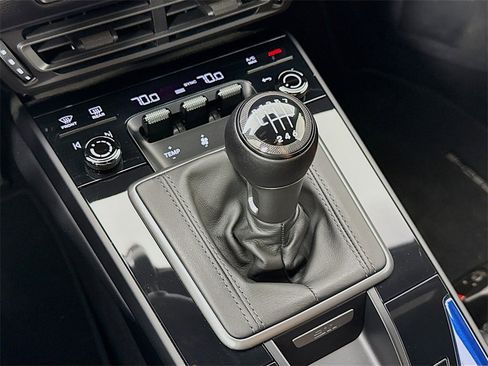 Used 2024 Porsche 911 Carrera T image 21