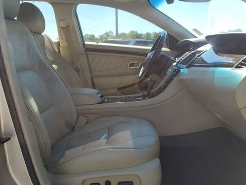 Used 2018 Ford Taurus Limited FWD image 26
