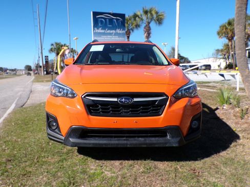 Used 2018 Subaru Crosstrek 2.0i Premium image 3
