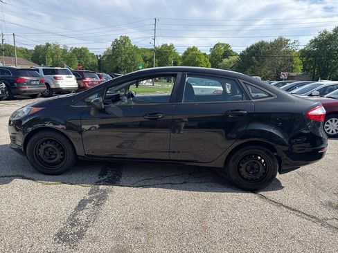 Used 2014 Ford Fiesta S FWD image 4