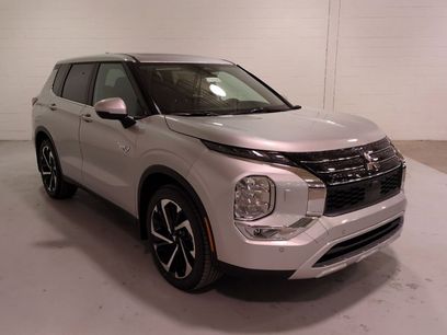 New 2025 Mitsubishi Outlander SE