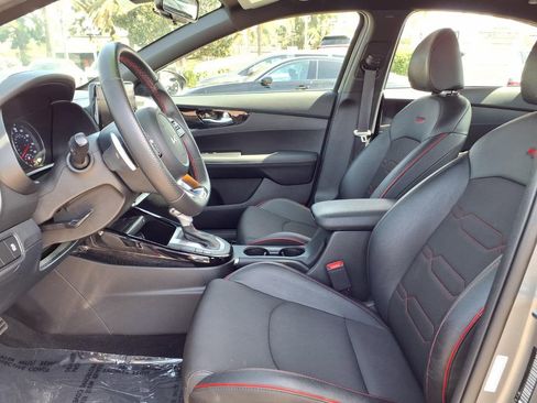 Certified 2022 Kia Forte GT image 9