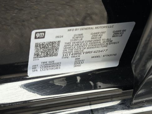 Used 2024 GMC Sierra 2500 Denali w/ Denali Reserve Package image 30