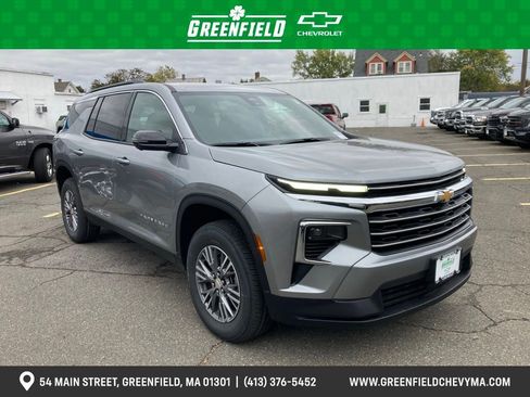 New 2026 Chevrolet Traverse LT w/ Driver Confidence Package image 1