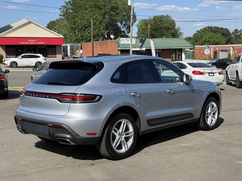 Used 2022 Porsche Macan AWD/4WD image 8