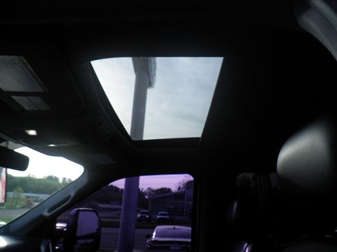 Used 2017 Ford F350 Lariat w/ Lariat Ultimate Package image 23