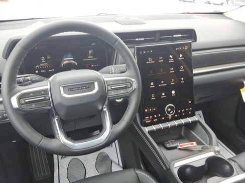 New 2026 GMC Terrain Denali image 11