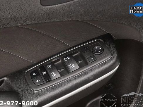 Used 2023 Dodge Charger SXT image 10