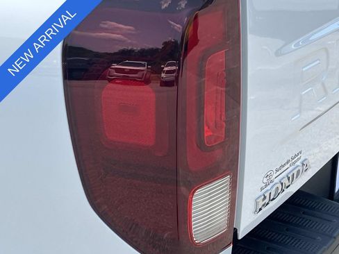 Used 2025 Honda Ridgeline RTL image 10