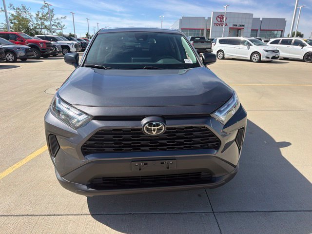 Used 2023 Toyota RAV4 LE AWD/4WD image 2