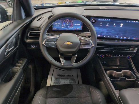 New 2026 Chevrolet Traverse LT image 10