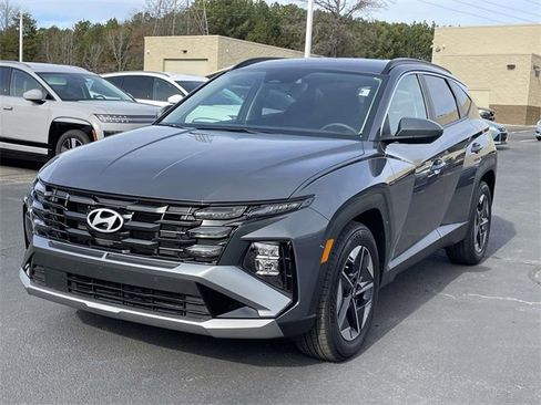 Certified 2025 Hyundai Tucson SEL image 3