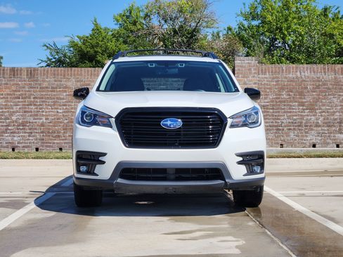 Used 2022 Subaru Ascent Onyx Edition image 2