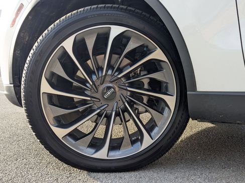 Used 2025 Lincoln Aviator Reserve w/ Illumination Package image 31