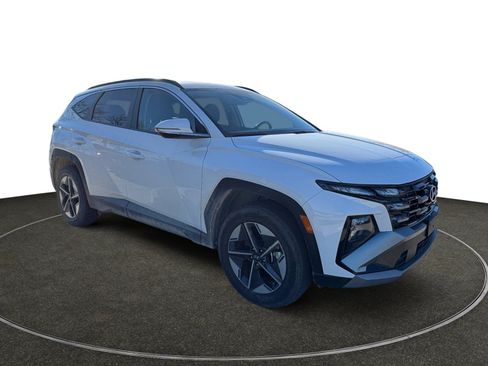 Certified 2025 Hyundai Tucson SEL image 9