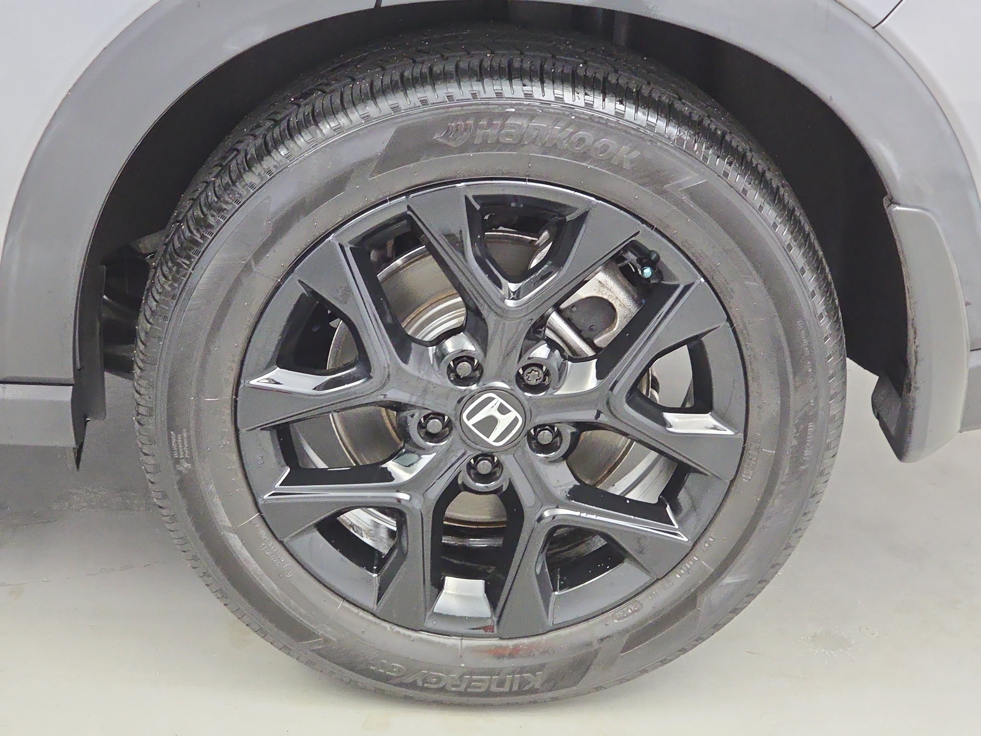 Used 2025 Honda HR-V Sport image 32