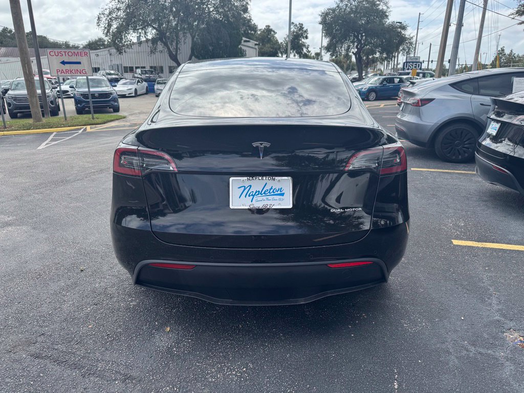 Used 2022 Tesla Model Y Long Range AWD/4WD image 4