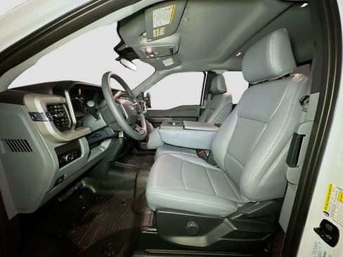 New 2026 Ford F350 XL w/ XL Chrome Package image 13