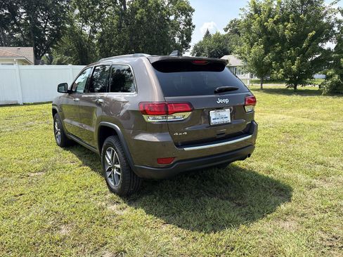 Used 2021 Jeep Grand Cherokee Limited AWD/4WD image 7