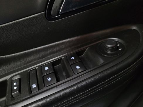 Used 2018 Buick Encore Essence AWD/4WD image 27