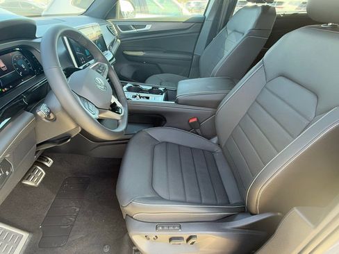 New 2026 Volkswagen Atlas Cross Sport SEL R-Line AWD/4WD image 12