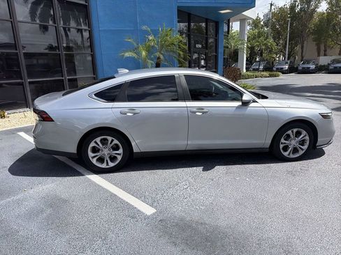 Used 2023 Honda Accord LX image 9