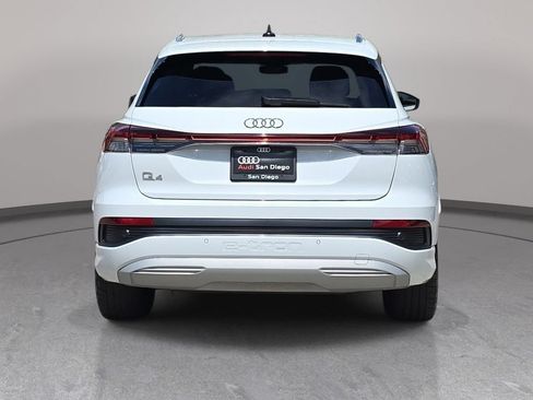 Used 2023 Audi Q4 e-tron Premium Plus w/ Premium Plus RWD image 7