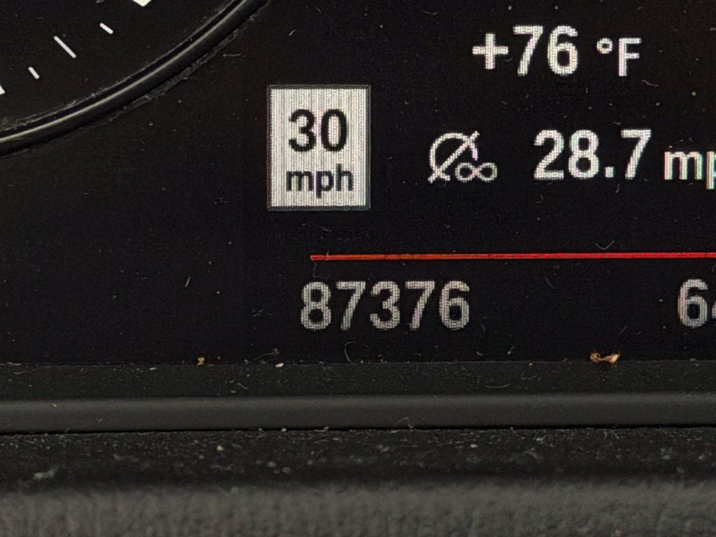 Used 2020 BMW X2 xDrive28i w/ Convenience Package AWD/4WD image 17