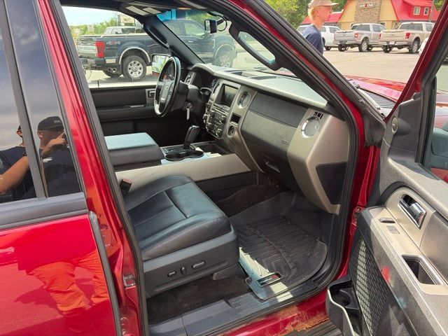 Used 2015 Ford Expedition EL XLT w/ Equipment Group 202A AWD/4WD image 24
