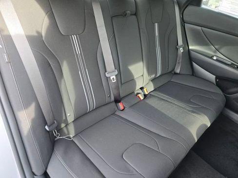 New 2026 Hyundai Elantra SEL Sport image 18