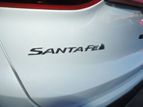 Used 2022 Hyundai Santa Fe SEL image 16