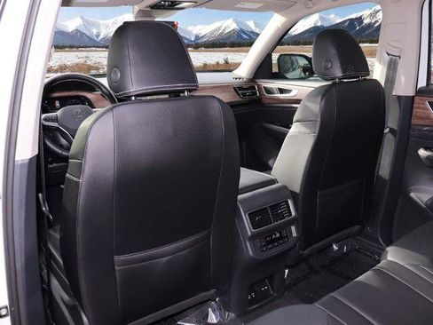 Used 2024 Volkswagen Atlas SEL image 20