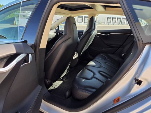 Used 2014 Tesla Model S 60 image 11