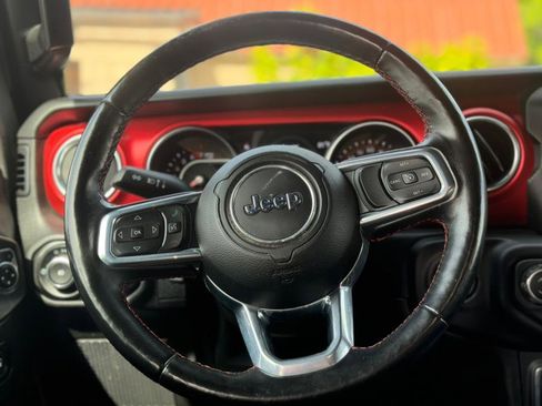 Used 2021 Jeep Wrangler Unlimited Rubicon image 20