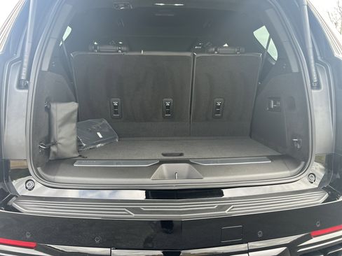 Used 2026 Cadillac Escalade V image 30