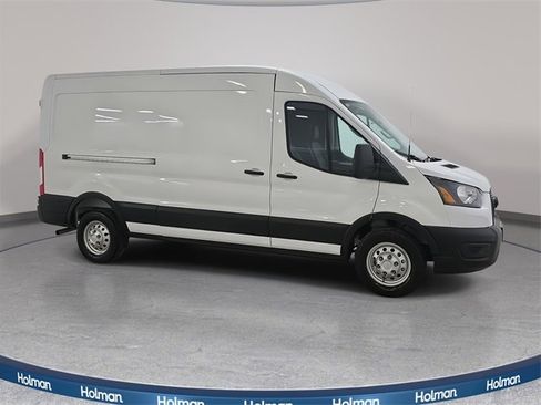 Used 2026 Ford Transit 250 148 Medium Roof Extended AWD w/ Load Area Protection Package image 5