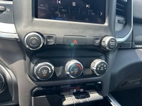 Used 2022 RAM 1500 Lone Star AWD/4WD image 28