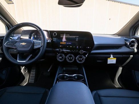 New 2025 Chevrolet Blazer EV LT w/ Super Cruise Package image 11