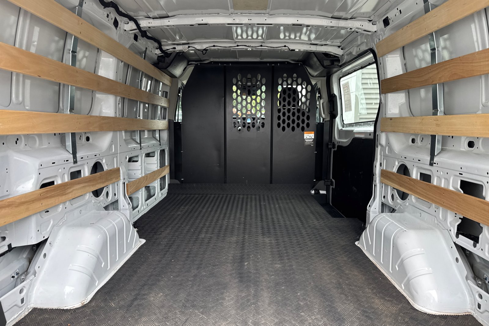 Used 2025 Ford Transit 250 Low Roof w/ Exterior Upgrade Package RWD image 15
