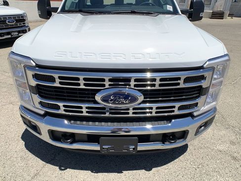 New 2025 Ford F350 XL w/ XL Chrome Package RWD image 10