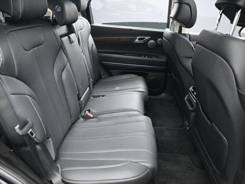 Used 2025 Genesis GV80 2.5T Advanced image 35