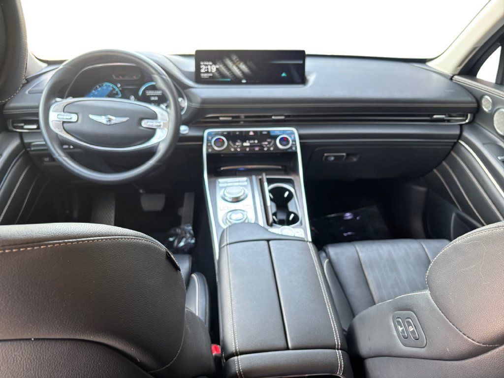 Used 2023 Genesis GV80 2.5T w/ Prestige Package AWD/4WD image 11