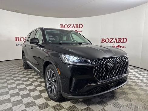 New 2026 Lincoln Aviator 2WD image 1