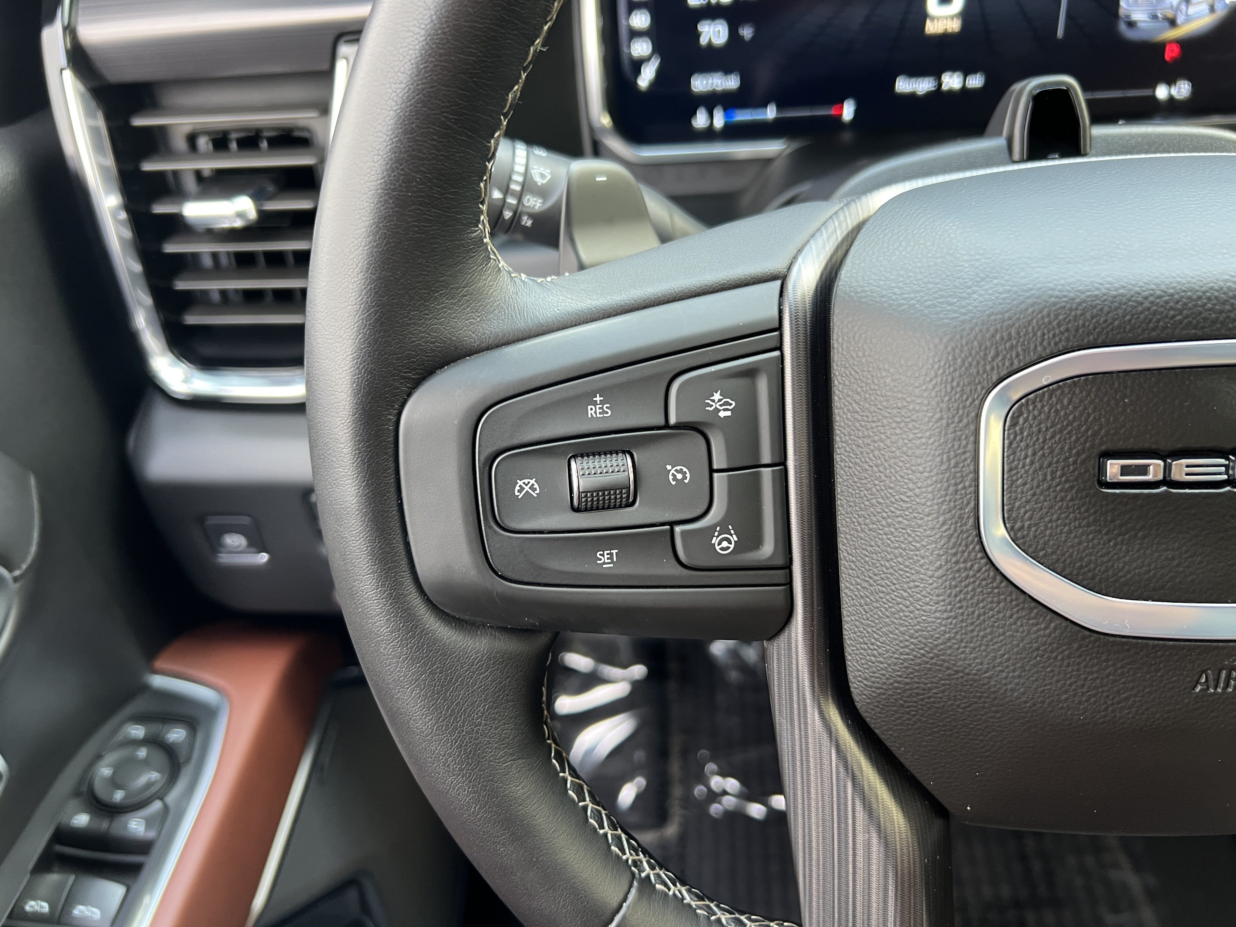 Used 2026 GMC Sierra 1500 Denali Ultimate AWD/4WD image 26