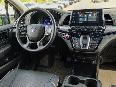 Used 2023 Honda Odyssey Elite image 42